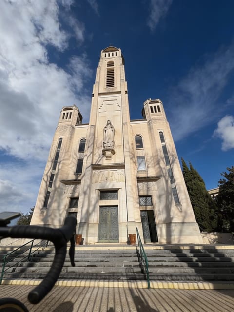 Montpellier: Guided Electric Bike Tour – Unusual & Secret Places